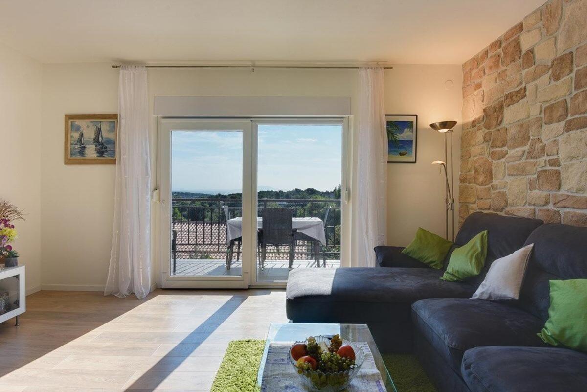 Apartment Zajec Premantura Exteriör bild